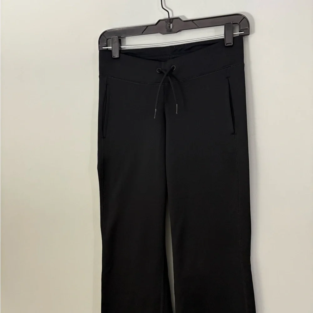 Nike Therma-FIT Flared Bootcut Pants Black Gold Swoosh XS Athletic Warm Up